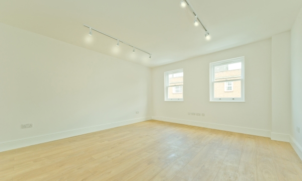 Essex Road, London N1